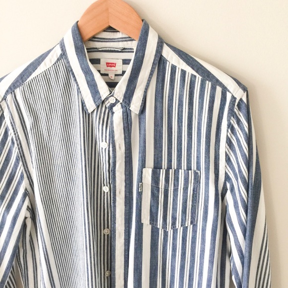 Levi's | Stripe Button Down - Picture 2 of 5